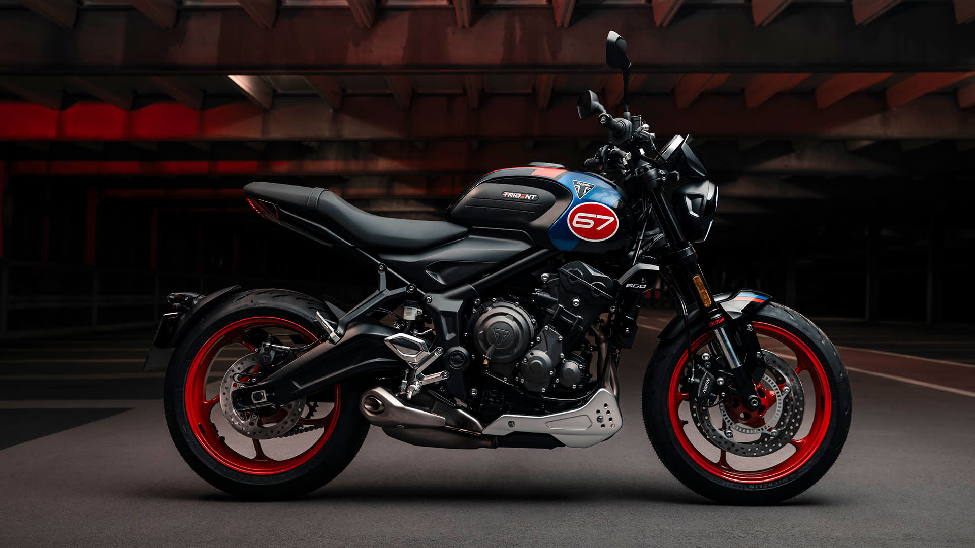 新型Trident 660 Triple Tribute Edition | For the Ride